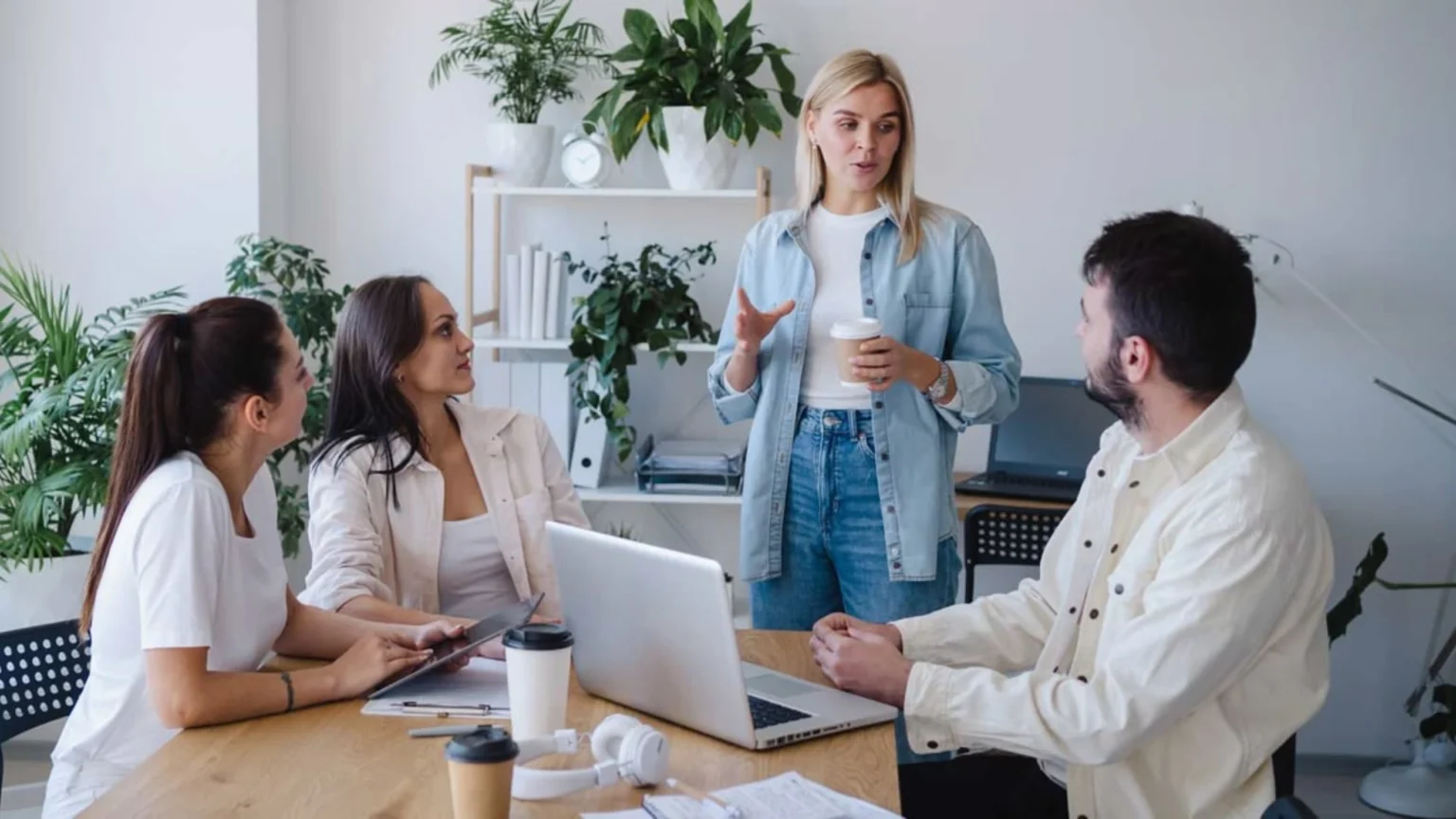 Leaders communicate uncertainty during organisational disruption